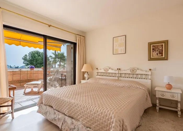 Atalaya Charming 1 Bedroom Apartment