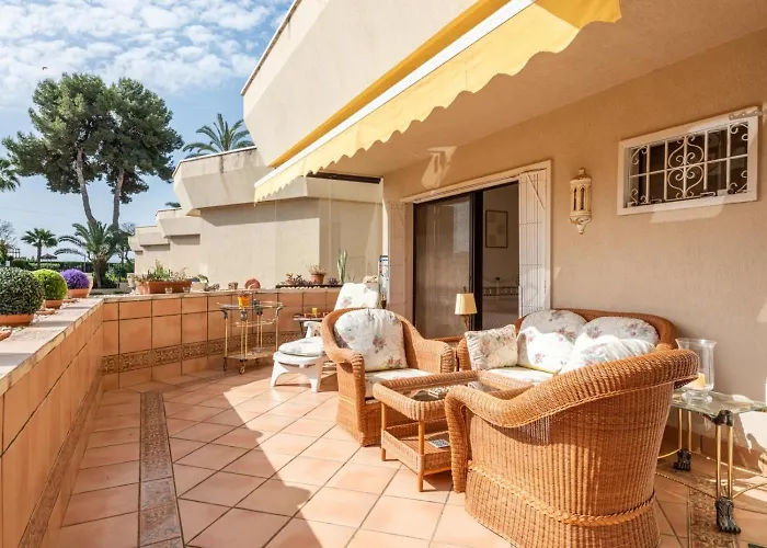 Atalaya Charming 1 Bedroom Apartment